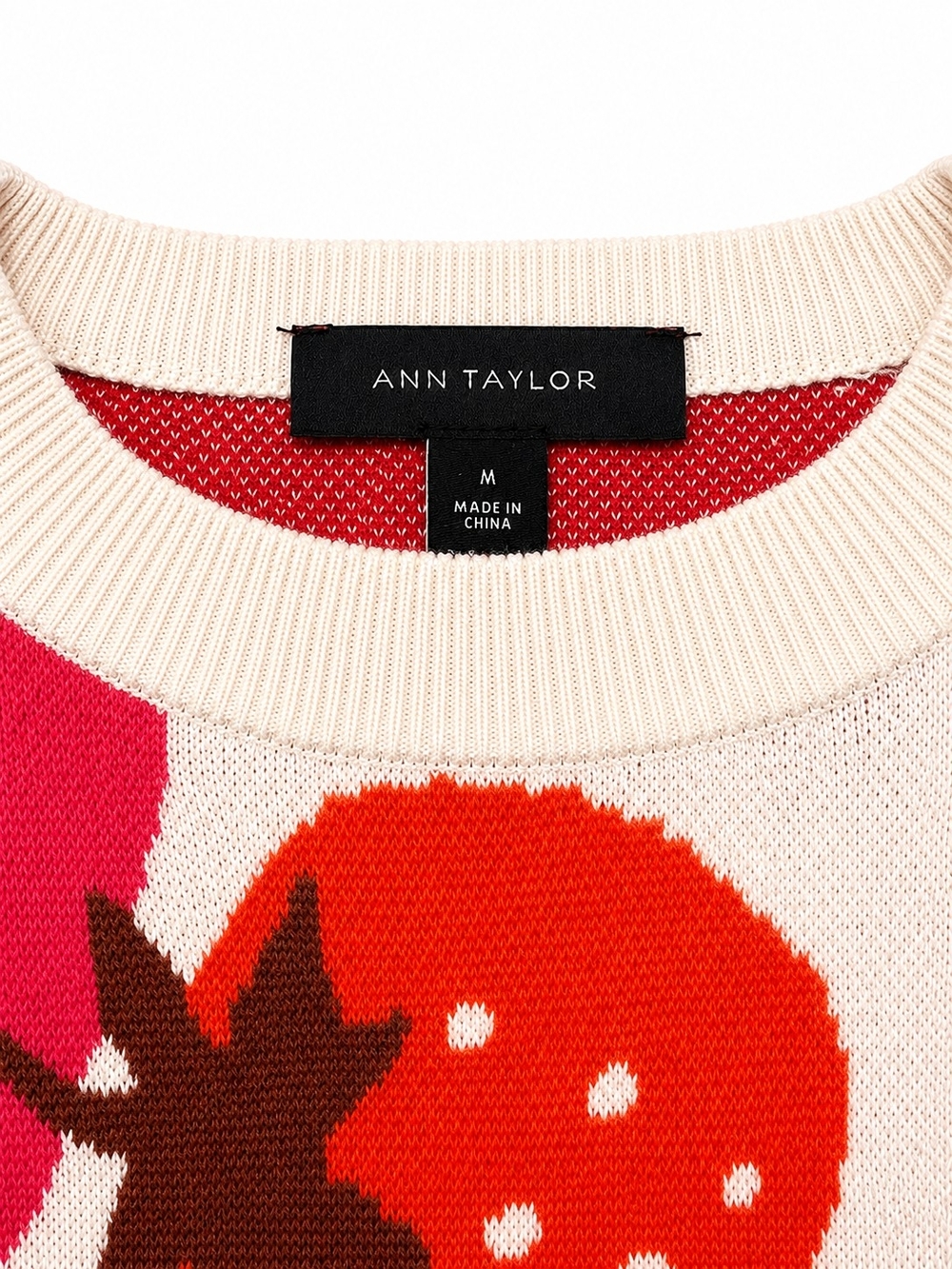 Ann Taylor Fun Strawberry Print Sweater Pink Red Cream Soft Knit Medium - Picture 3 of 11